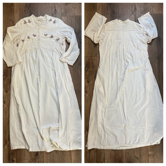 April Cornell Vintage Cream Dress with Floral Embroidery, Nightgown, Cotton, L - Picture 3 of 13